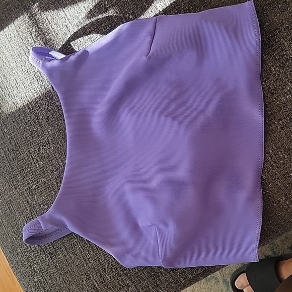 Lululemon - Ribbed Back-Twist Yoga Bra Light Support, C/D Cup - Charged Indigo - Picture 6 of 9